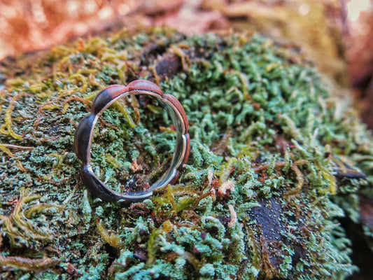 Scalloped Ebony and Silver Band