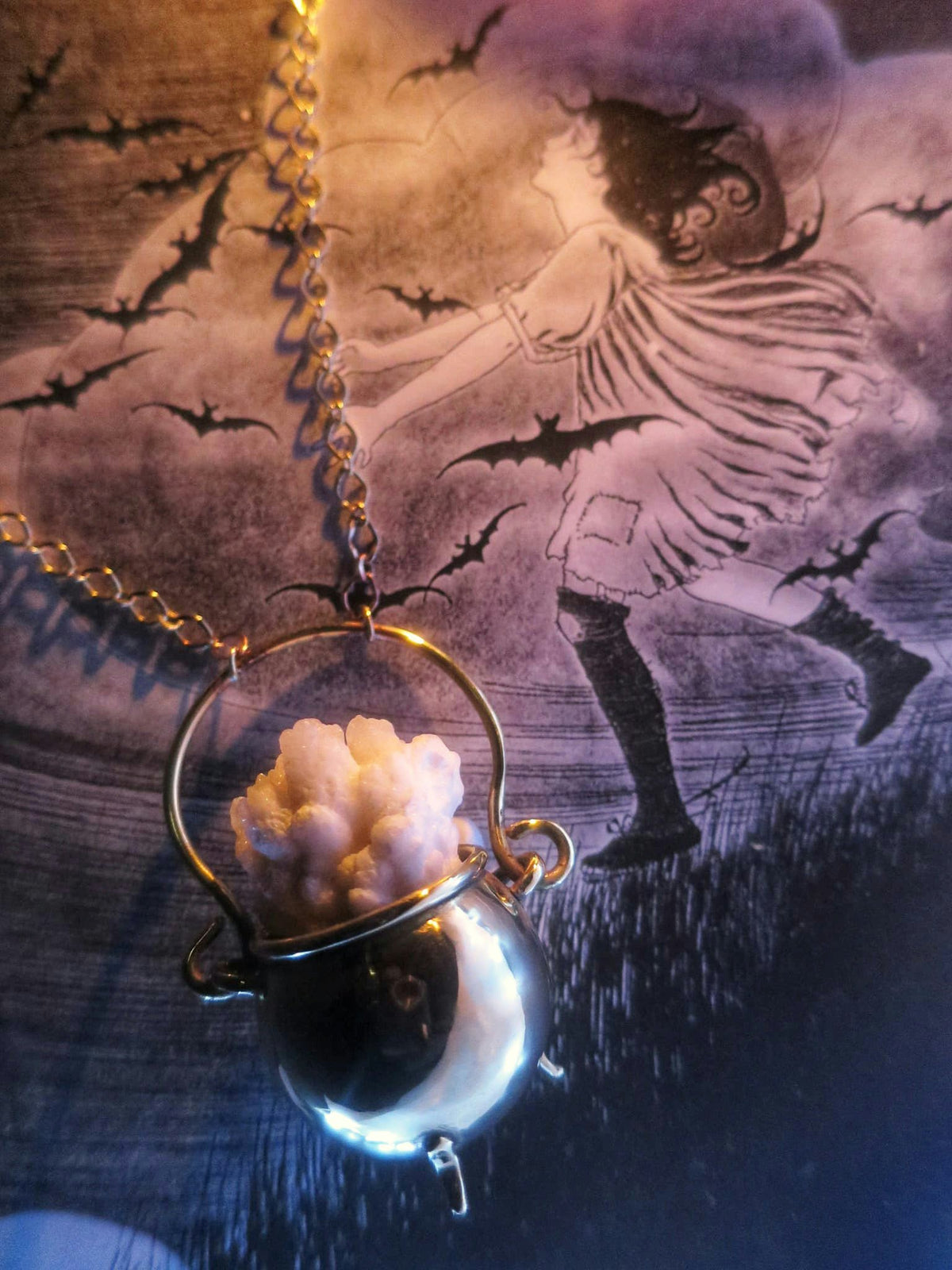 Aragonite Smoldering Caudron Pendant